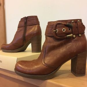 Franco Sarto moto buckle ankle boots ugg frye pikolinos korks
